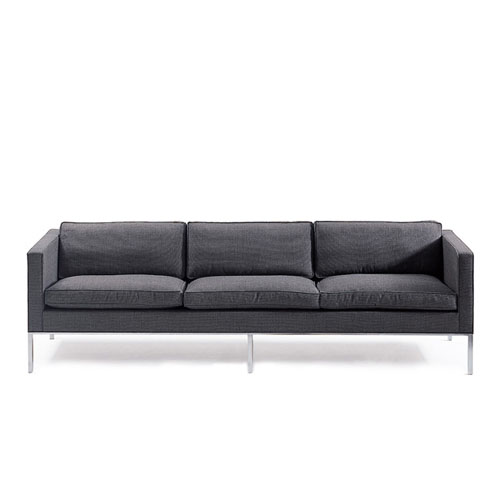 Artifort 905 2 5-Seat 3-Cushion Sofa